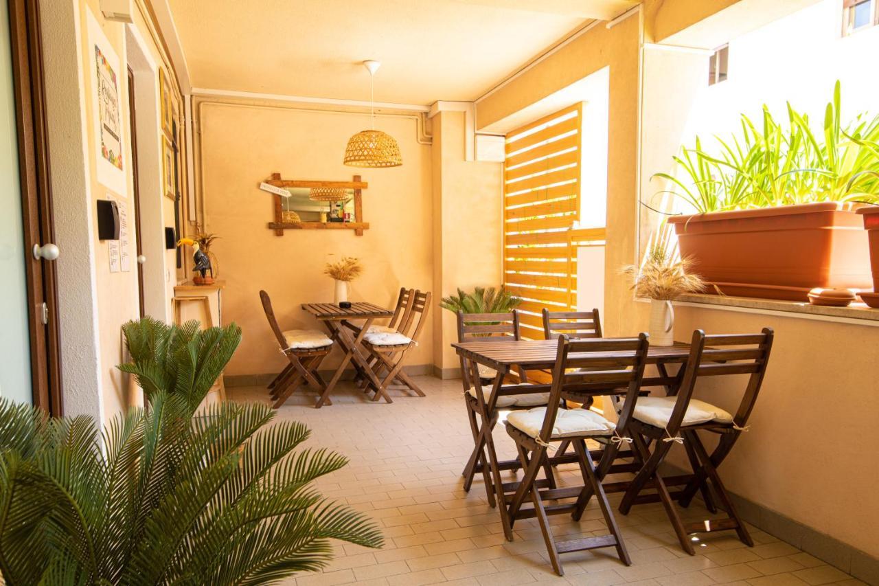Resilienza Tropical Apartments & Room Порто-Сант'Эльпидио Экстерьер фото