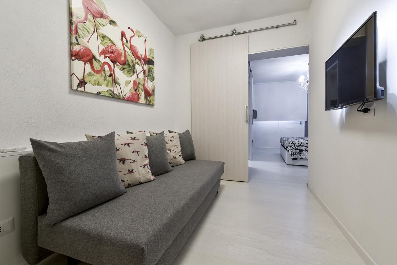 Resilienza Tropical Apartments & Room Порто-Сант'Эльпидио Экстерьер фото